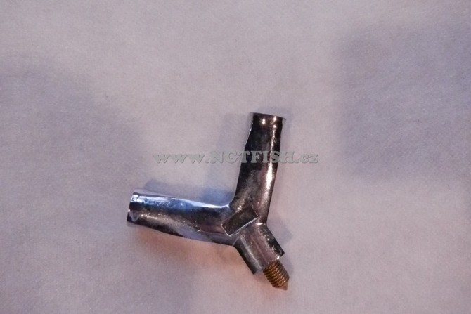 NGT Kovový kříž k Podběráku Black