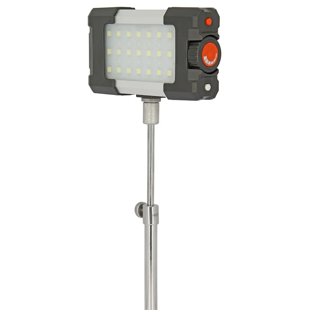 NGT Světlo Floodlight & Power Bank System